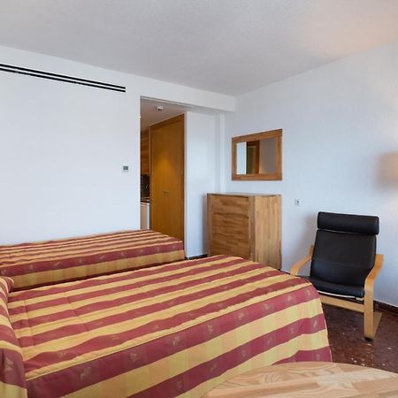 Hotel Apartamentos Bajondillo Torremolinos Bagian luar foto