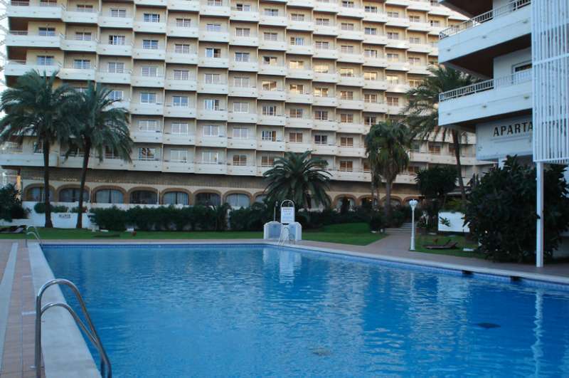 Hotel Apartamentos Bajondillo Torremolinos Bagian luar foto A hotel in Palma de Mallorca